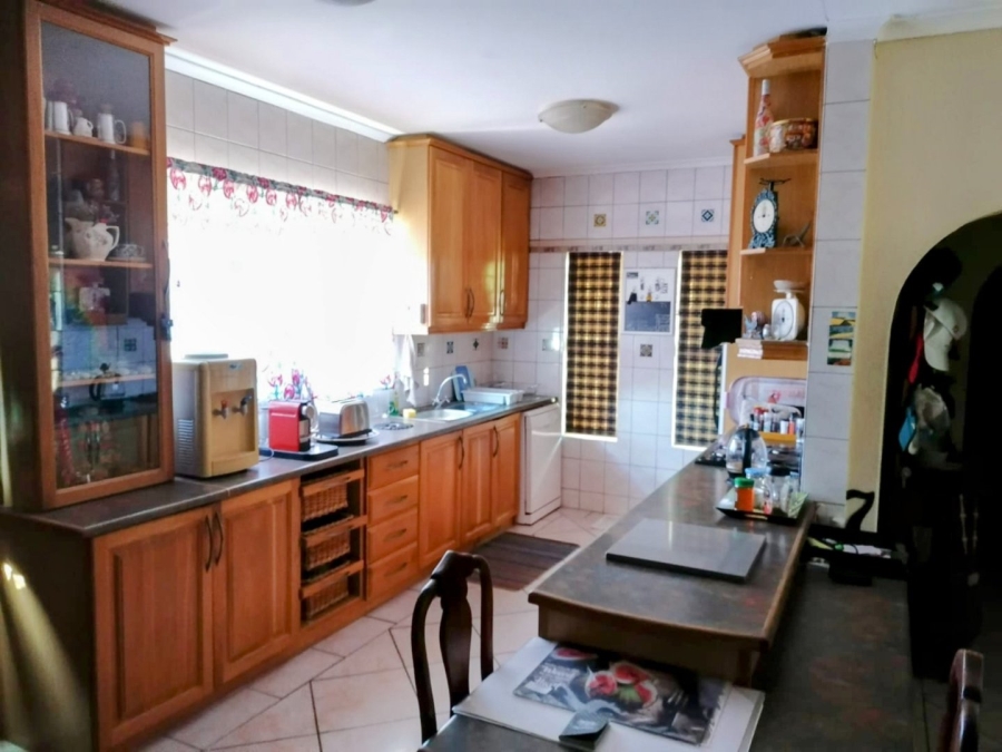 5 Bedroom Property for Sale in Paarl North Western Cape